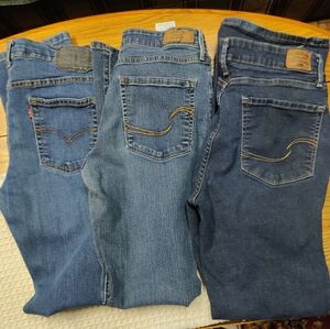 3 pr Levi's 29 waist